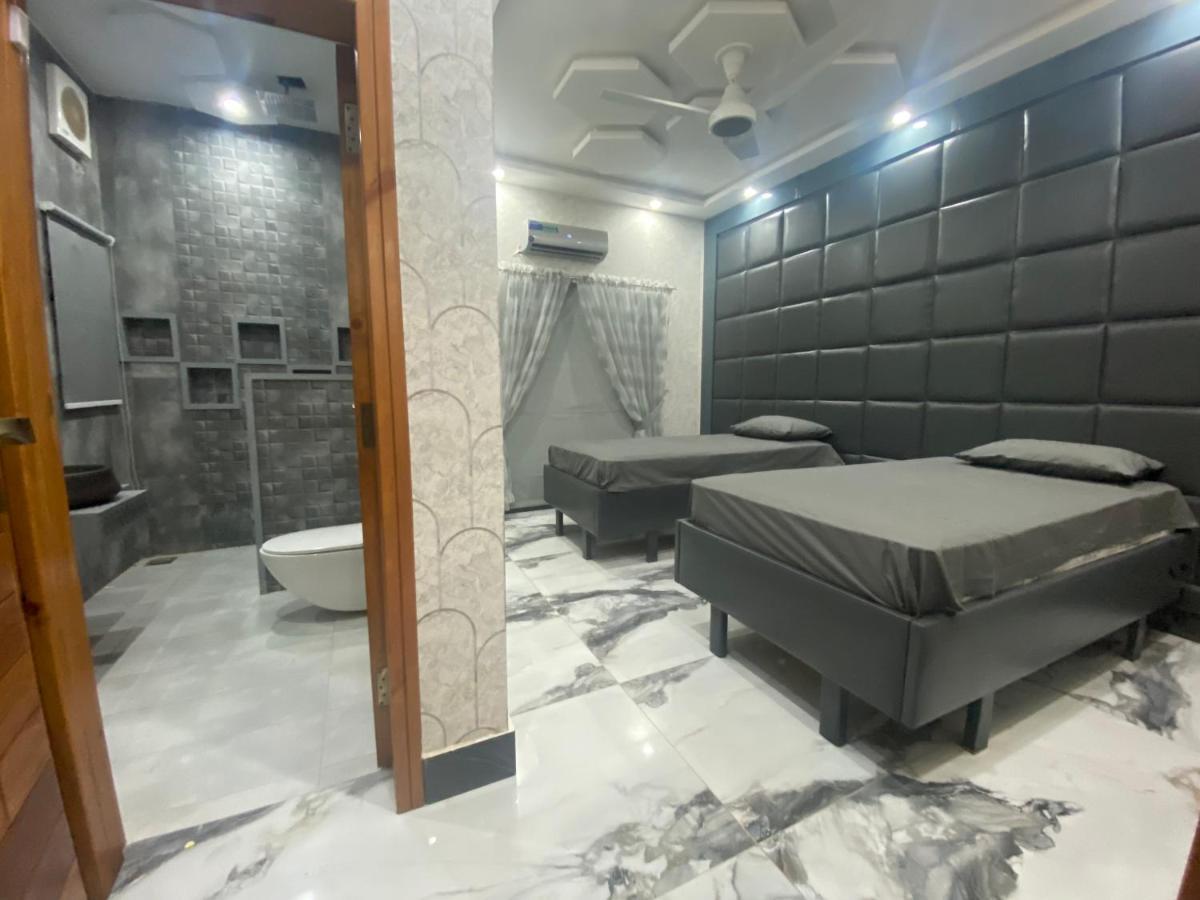 Burj Al Bahria Town Luxury Suites Lahore Luaran gambar