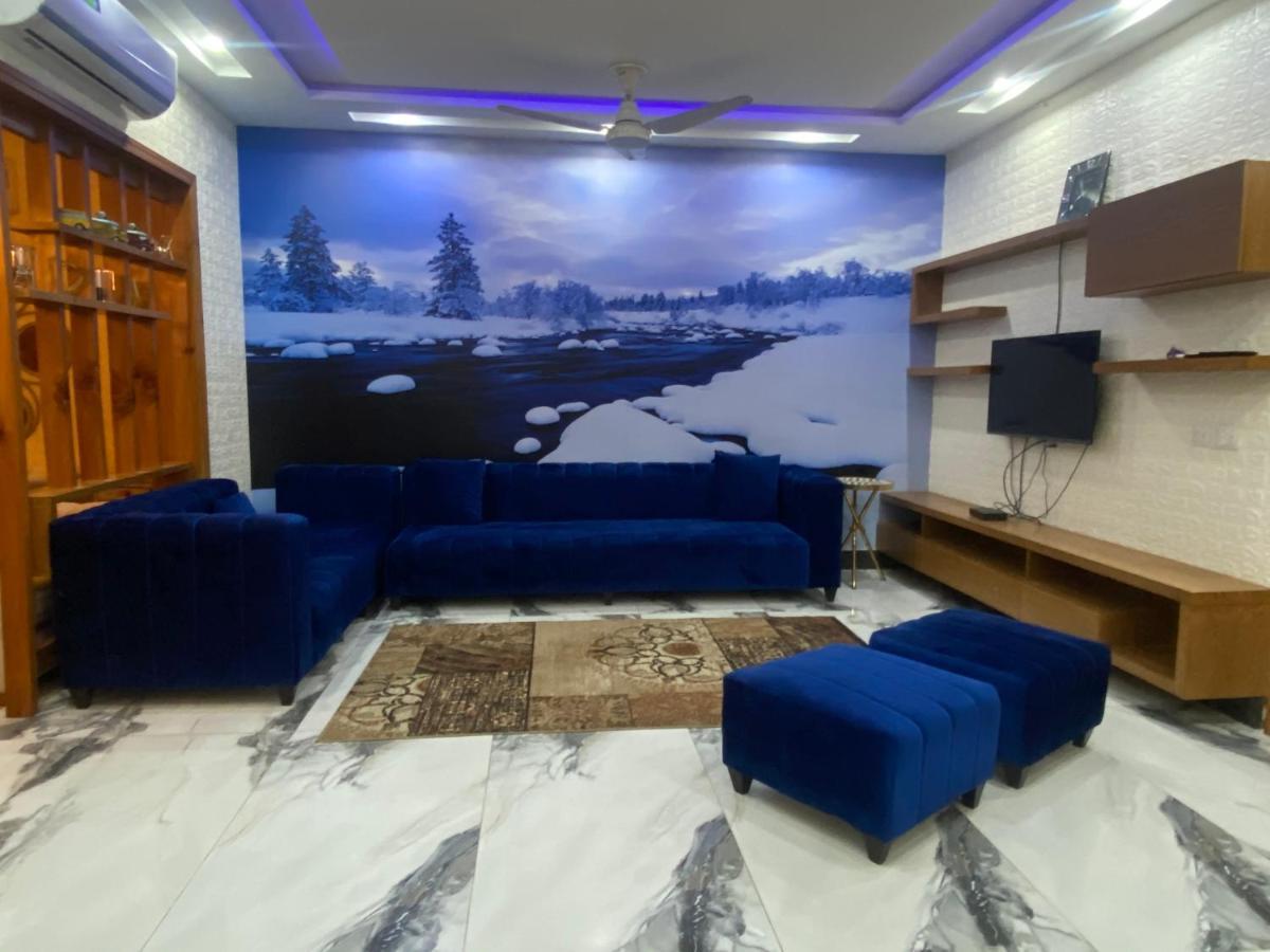 Burj Al Bahria Town Luxury Suites Lahore Luaran gambar