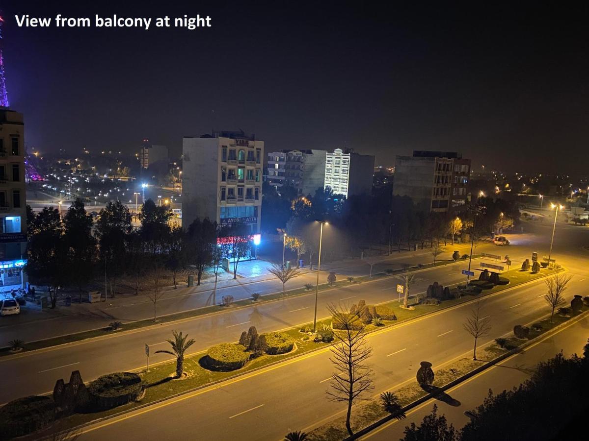 Burj Al Bahria Town Luxury Suites Lahore Luaran gambar