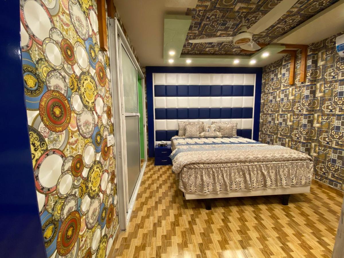 Burj Al Bahria Town Luxury Suites Lahore Luaran gambar